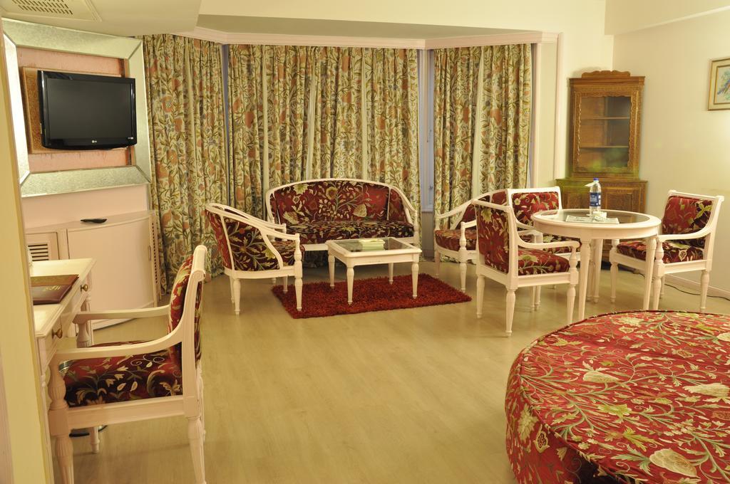 K C Residency, Jammu Hotel Exterior photo